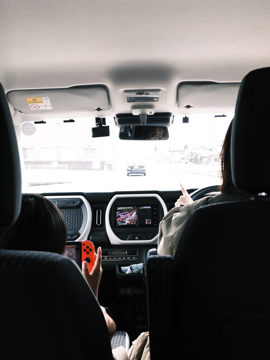 INOLIKES X Half 車内スナップ クラシックネガ