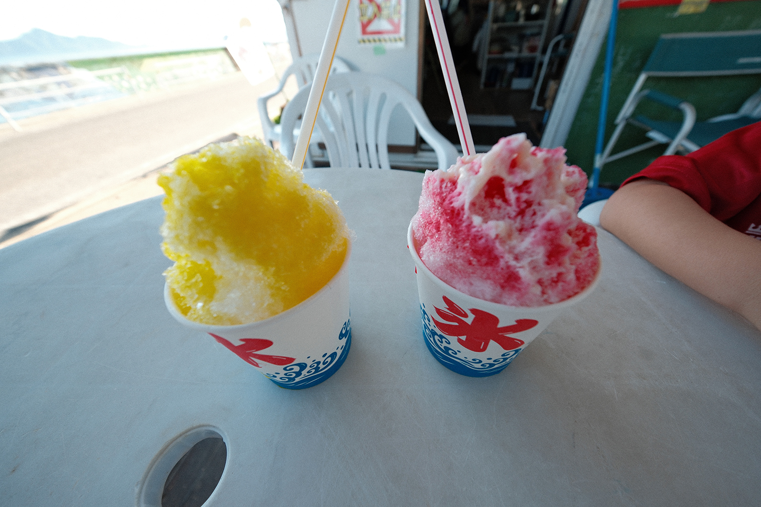 INOLIKES XF8mmF3.5 R WR 作例 海の家 スナップ2