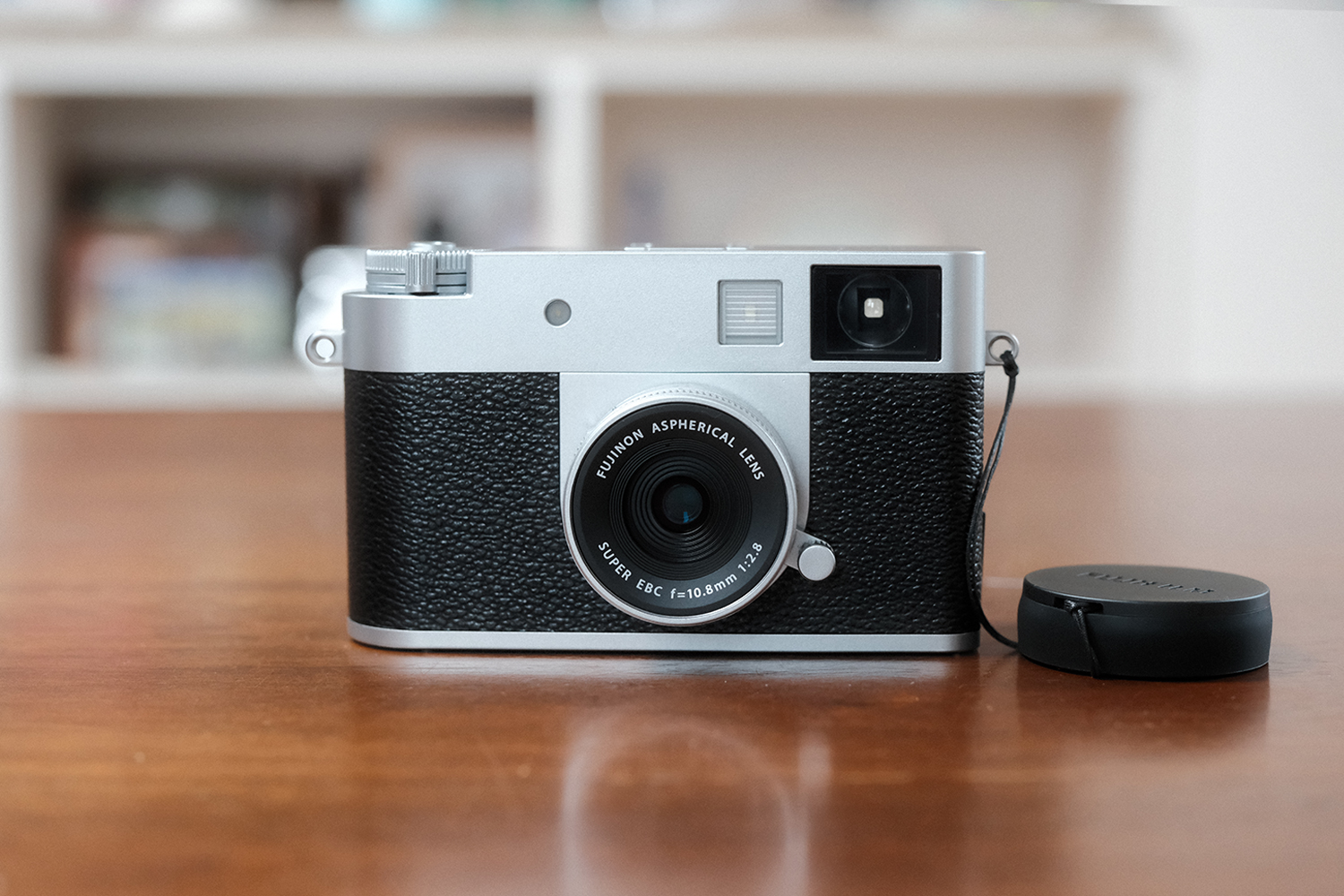 INOLIKES 富士フイルム X half 正面外観